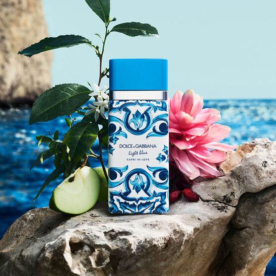 Perfume Dolce & Gabbana Light Blue Capri in Love Feminino Eau de Parfum